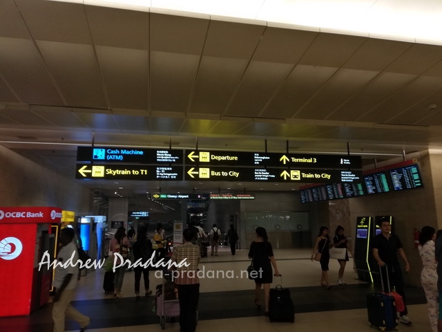 Cara naik MRT di Singapura