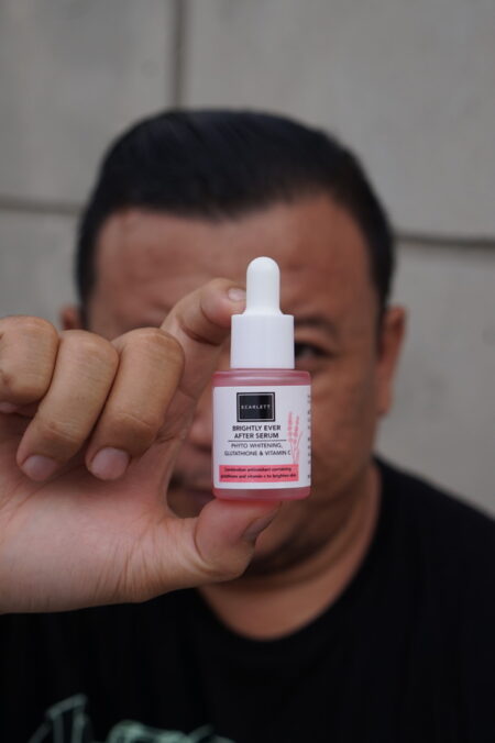 Nyobain Produk Perawatan Wajah Pria Scarlett Brightly Face Care