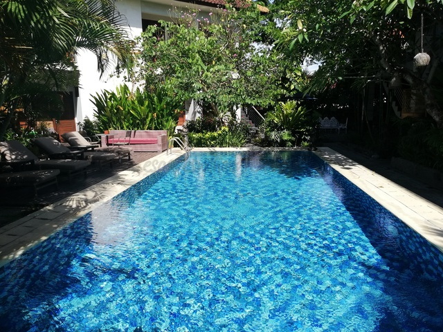 Hotel Pondok Sari Kuta, Penginapan Murah di Bali