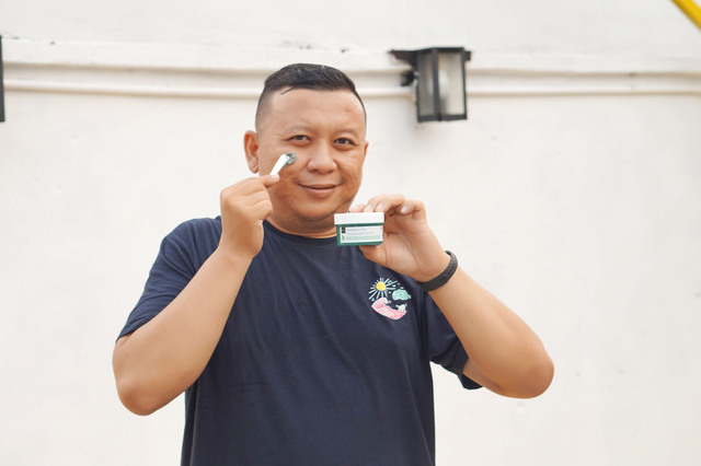 Review Herbalism Mugwort Gel Mask dan Seriously Soothing Hydrating Gel Mask